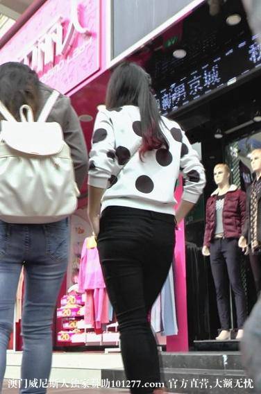 街拍两个青春美眉子【20P】