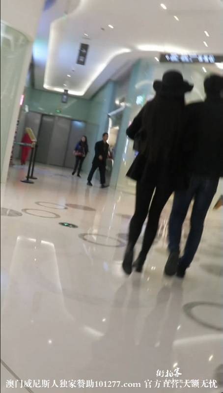 极品黑丝短裙气质美女