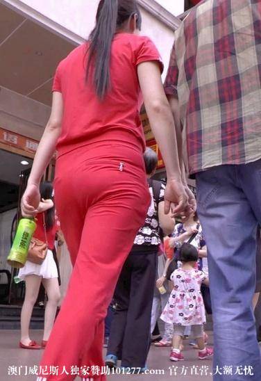 红衣棉质裤美眉【12P】