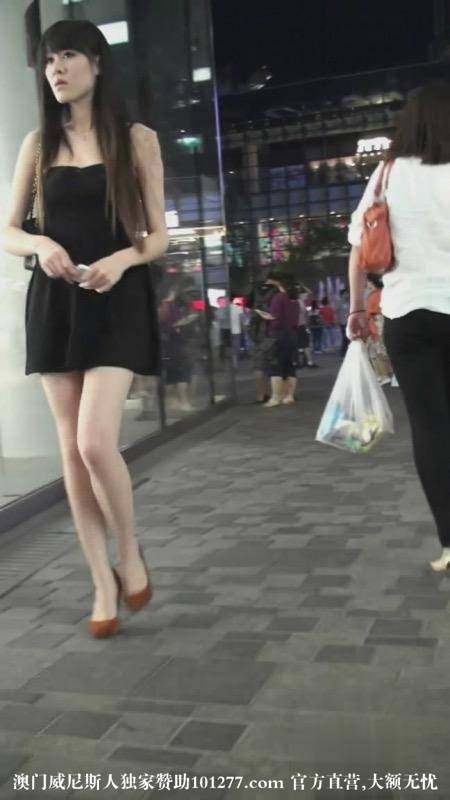 丰满极品白皙好身材美女，笑起来太迷人【19P】