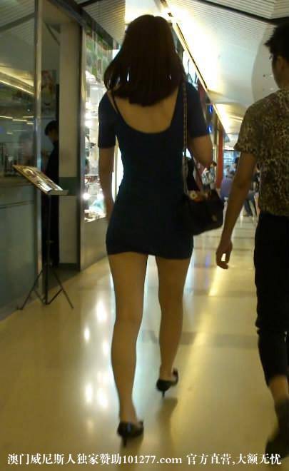 超短包臀裙露背装美女【10P】