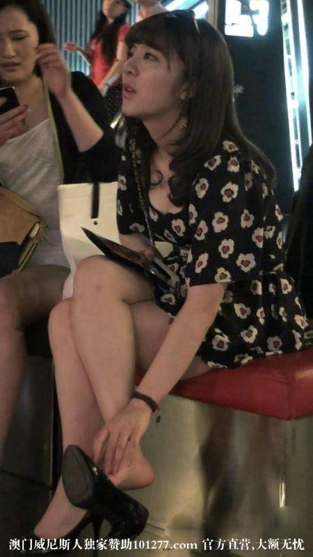 漂亮妹妹的夜生活【12P】