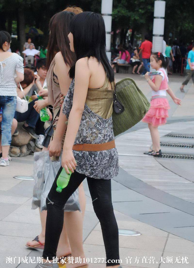 吊带女生【10P】