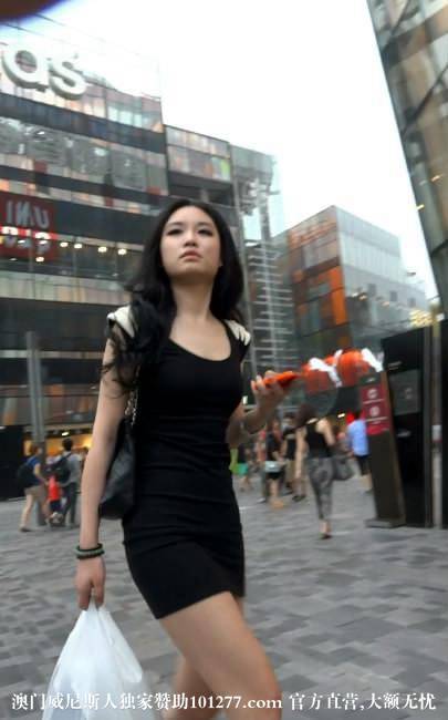 性感迷人的包臀黑色裙，丰满诱人的美臀【10P】