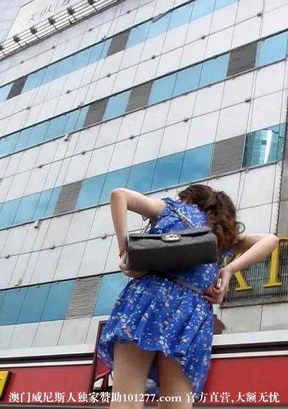 蓝裙下风光无限好【10P】