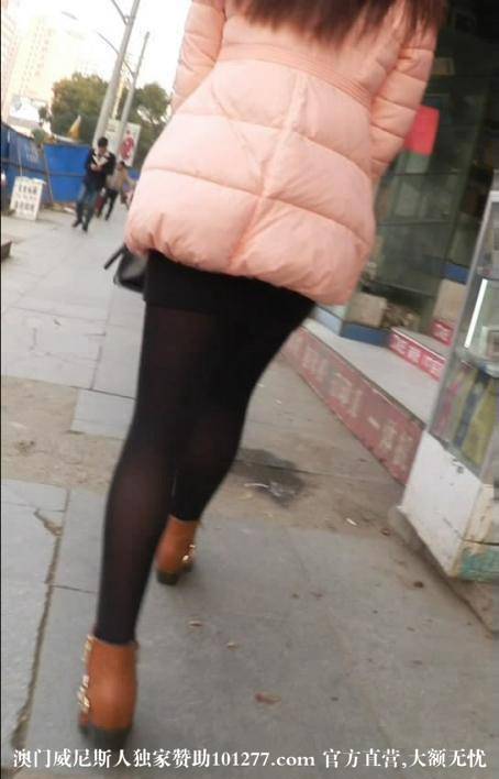 美女的黑丝打底