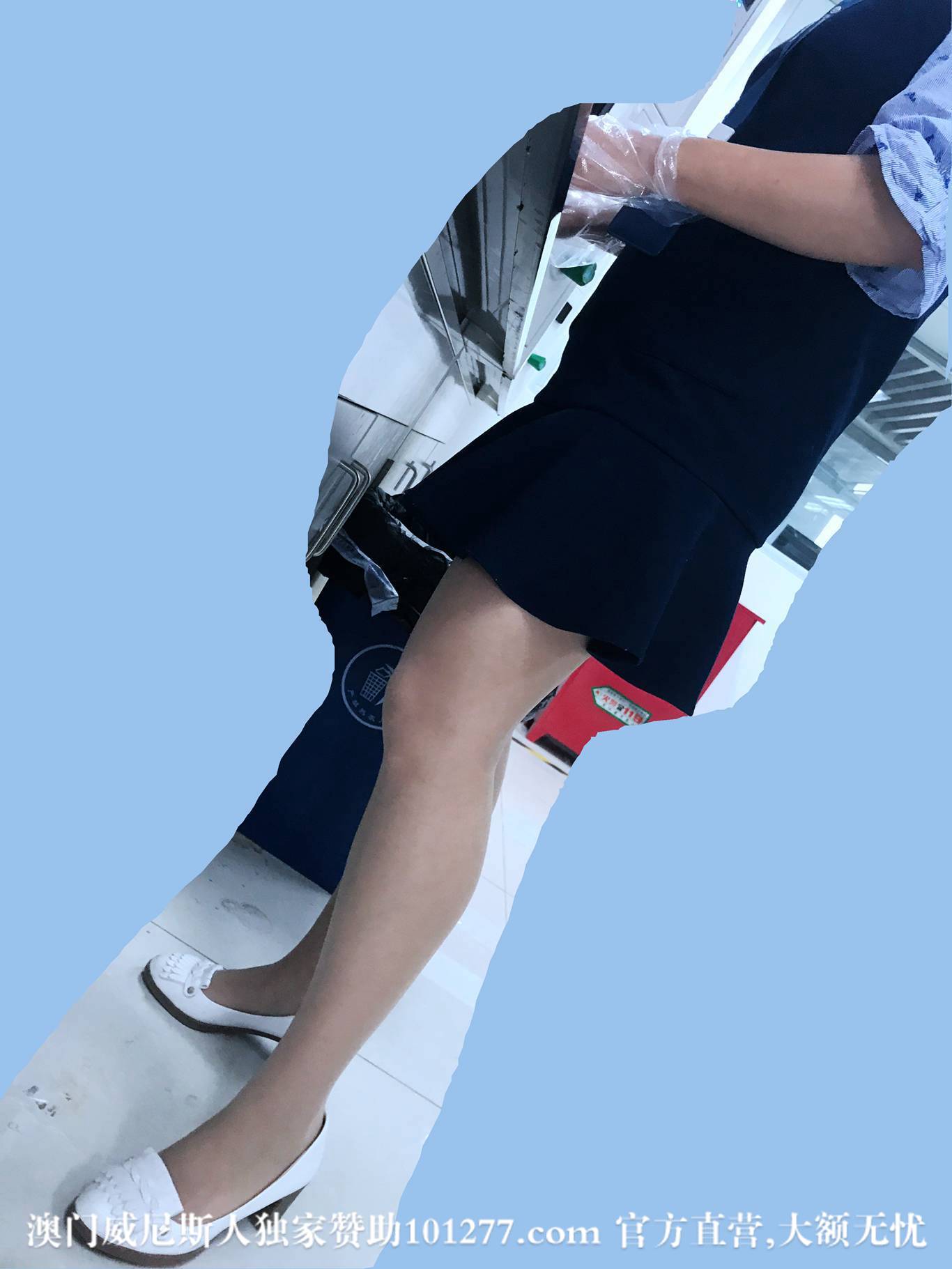 隔壁组已婚师姐的肉丝裙底【9P】