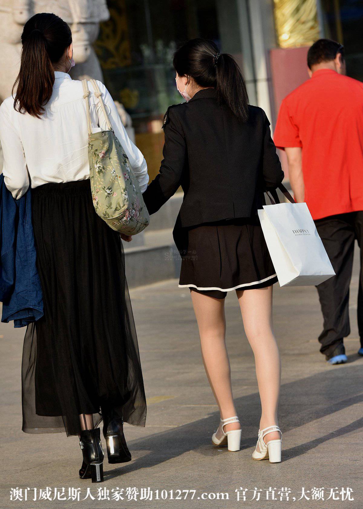 肉丝两高小西装，丝袜薄到几乎看不出【12P】