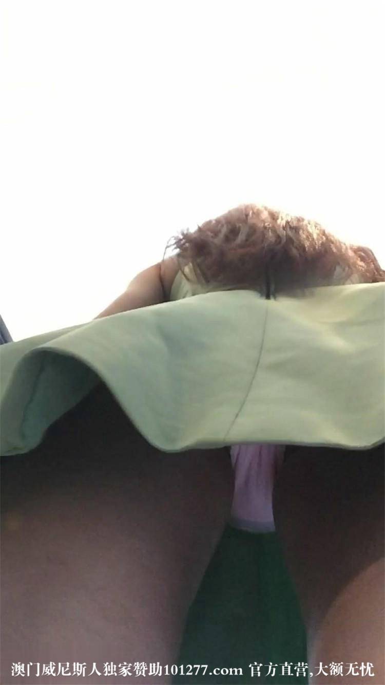 极品！极品绿裙女 有大头 粉红内【8P】