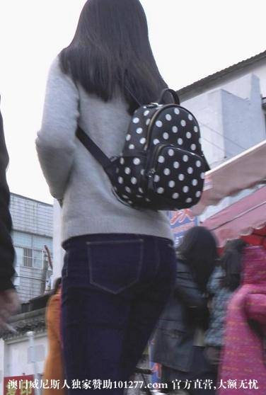 戴口罩的长发紧牛大学妹子【14P】