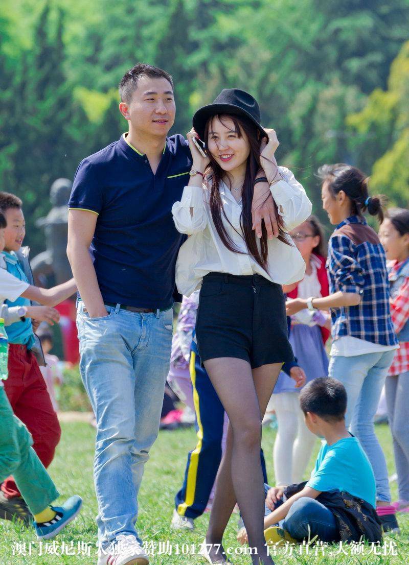 黑丝袜美女【9P】