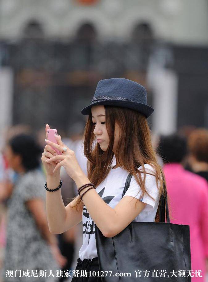 清凉的妹子出行【11P】