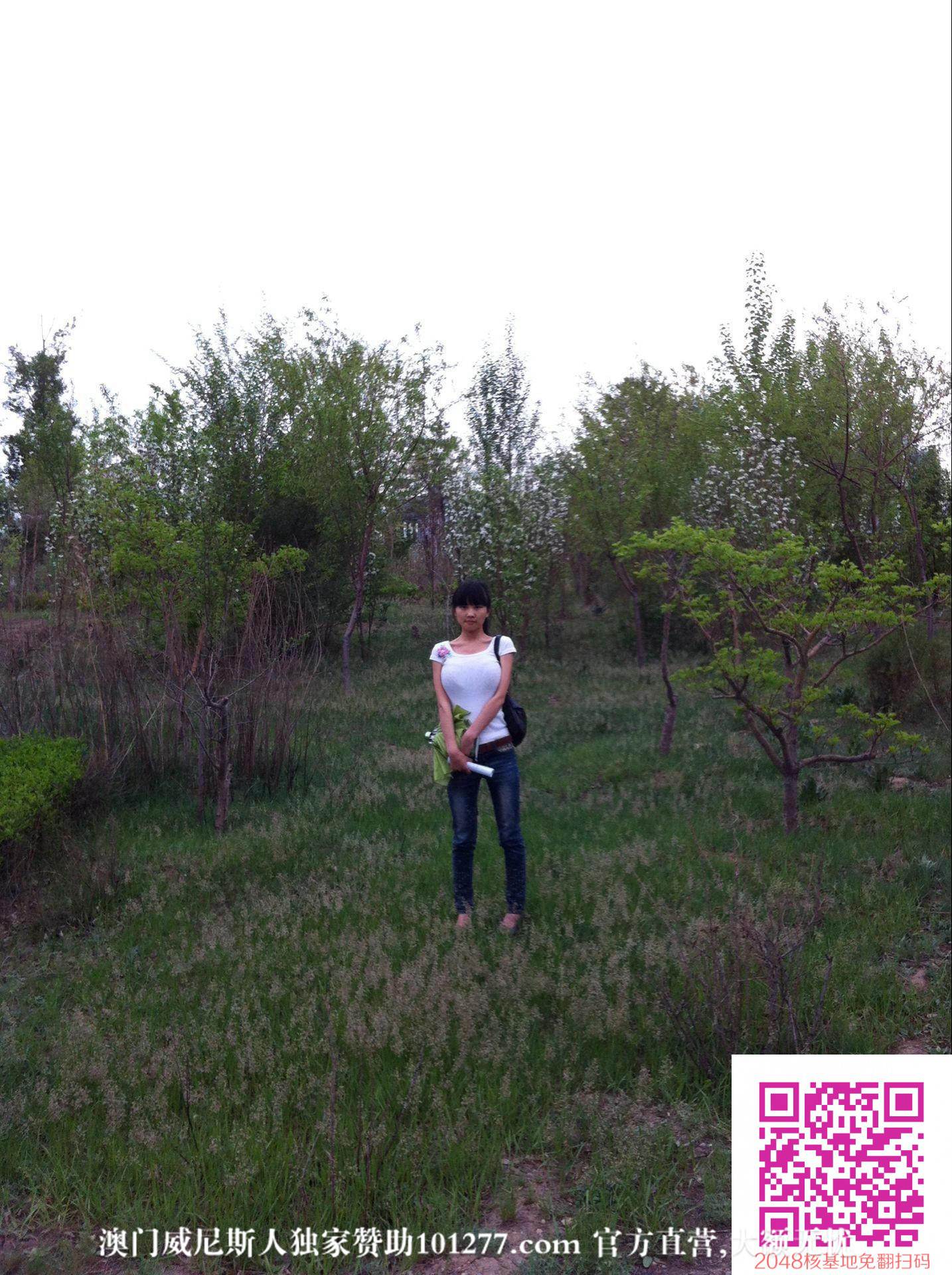 G罩杯巨乳大学生妹子的青春肉体[11P]