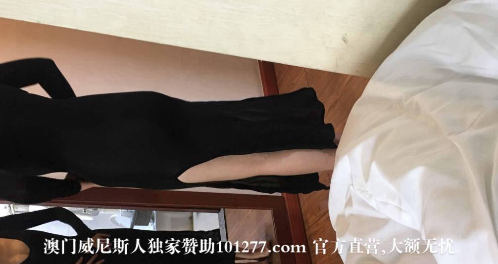 淫贱母狗妻【23P】