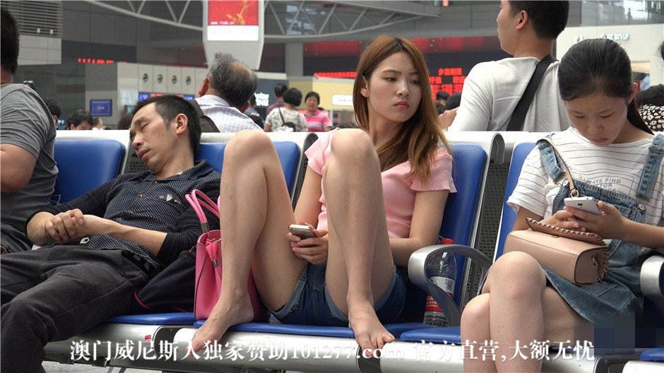 妹子你的坐姿太霸气了、超猛【14P】