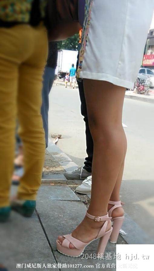 两个裙底，一个镂空，一个小翅膀【10P】