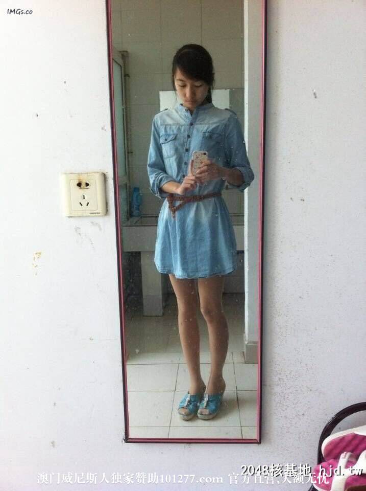 大学班花女友的自拍 露脸生活照.青春的肉体让人流连忘返[26P]