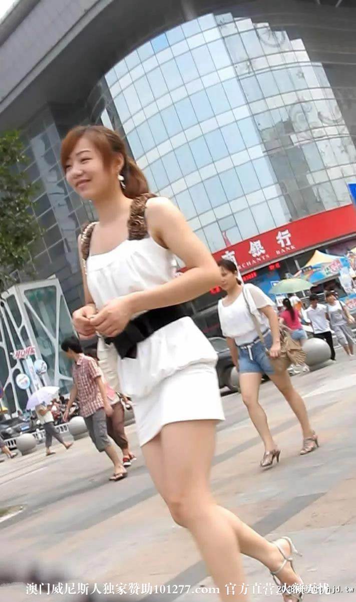 白裙美女人条纹内内好性感【10P】